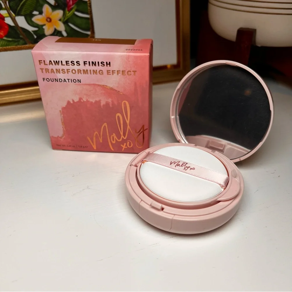 Mally Beauty Flawless Finish Transforming Effect Foundation - Tan
